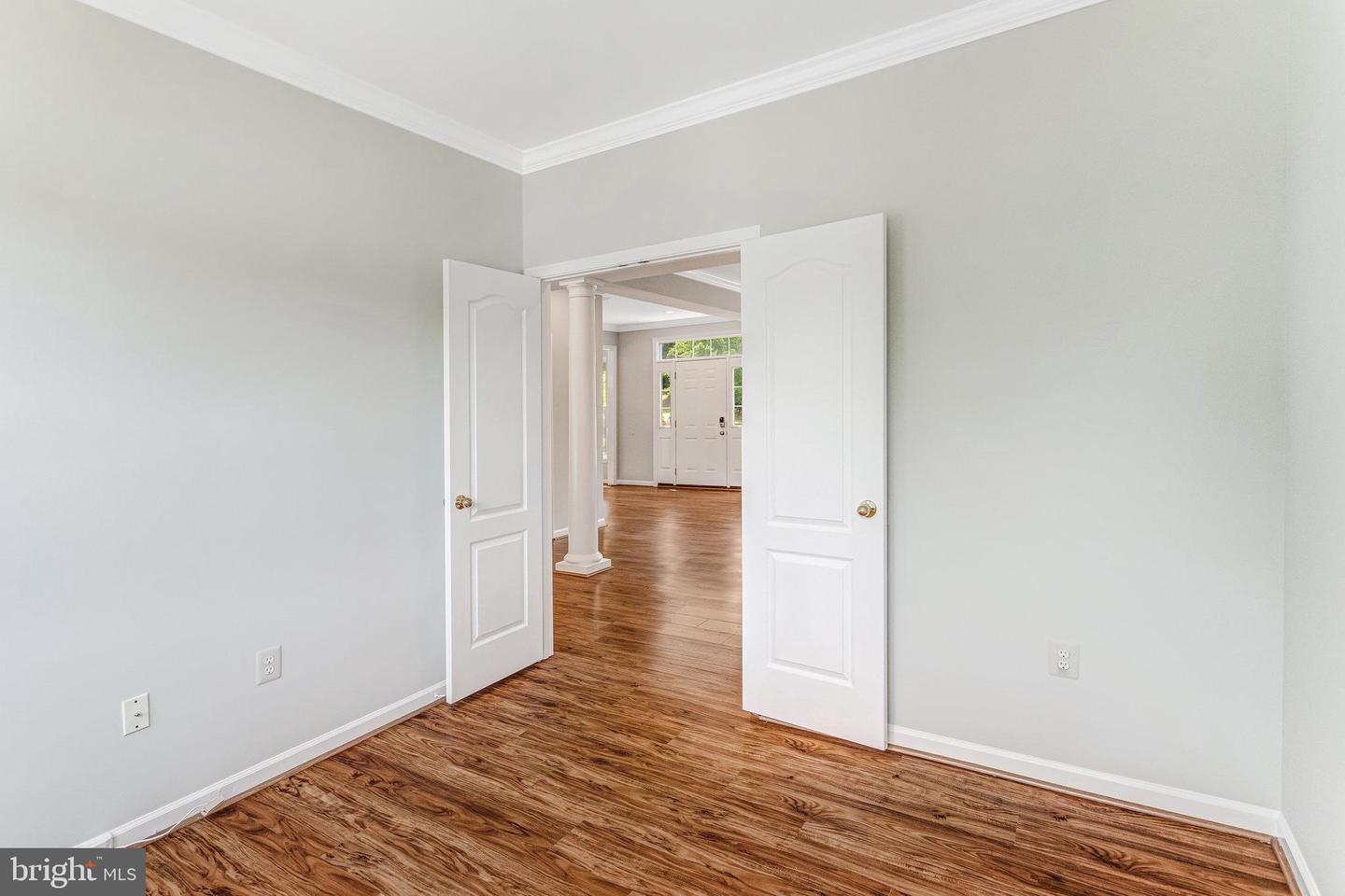 3652 KNOX CT, WOODBRIDGE, Virginia 22193, 4 Bedrooms Bedrooms, ,2 BathroomsBathrooms,Residential,For sale,3652 KNOX CT,VAPW2096766 MLS # VAPW2096766