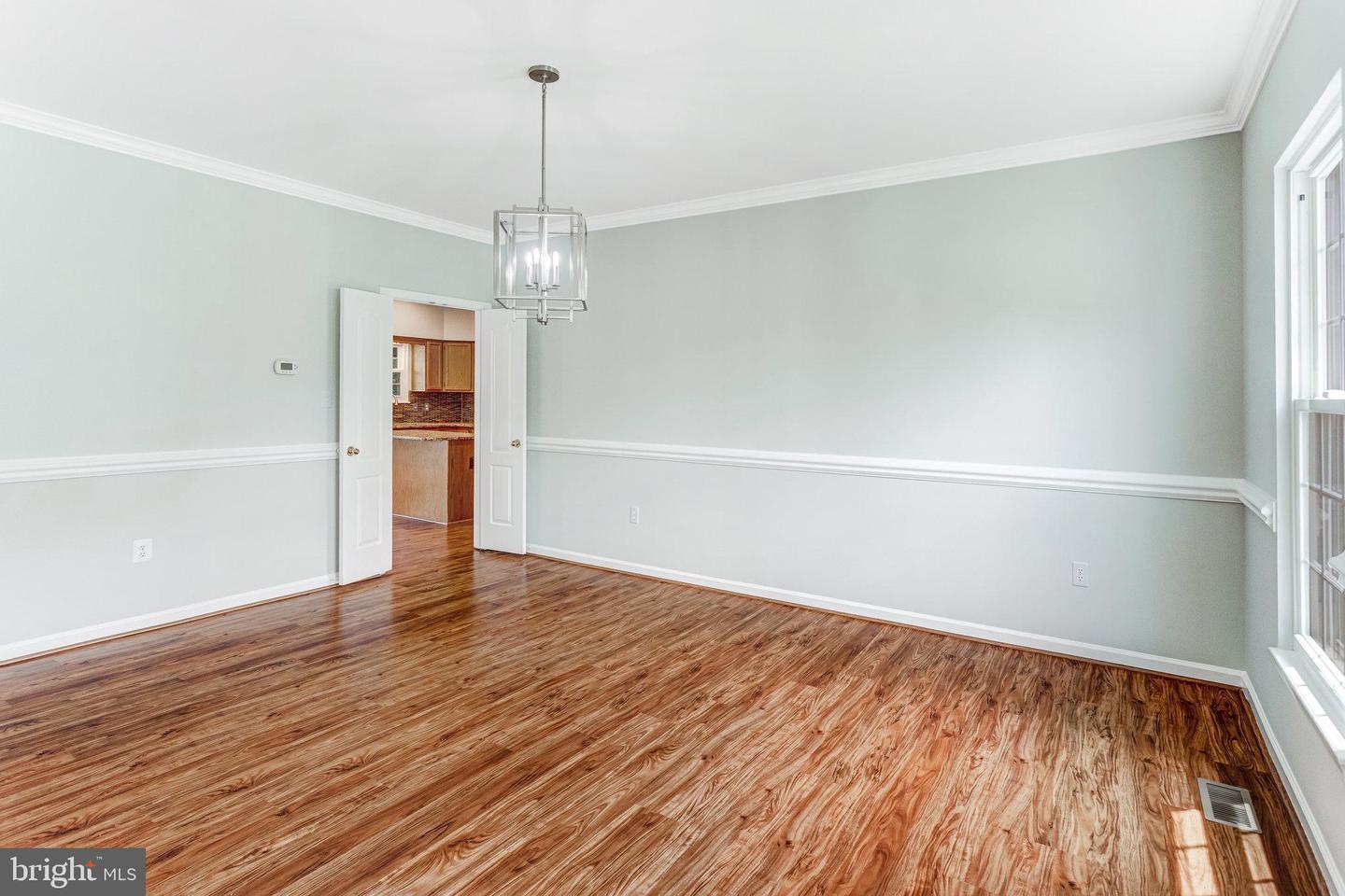 3652 KNOX CT, WOODBRIDGE, Virginia 22193, 4 Bedrooms Bedrooms, ,2 BathroomsBathrooms,Residential,For sale,3652 KNOX CT,VAPW2096766 MLS # VAPW2096766