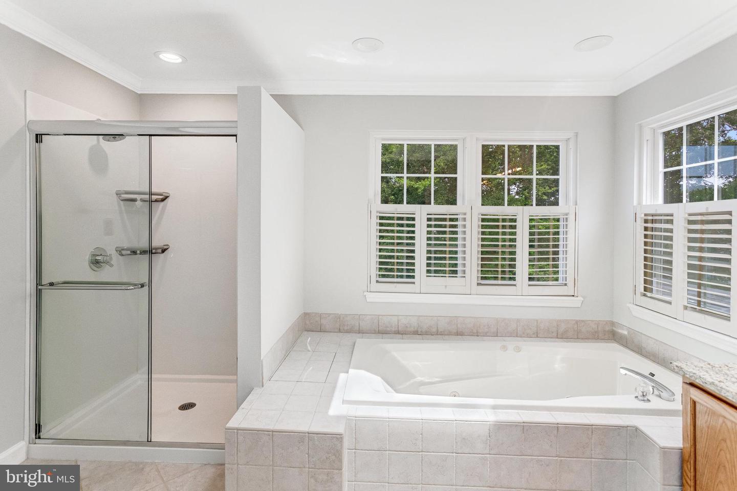 3652 KNOX CT, WOODBRIDGE, Virginia 22193, 4 Bedrooms Bedrooms, ,2 BathroomsBathrooms,Residential,For sale,3652 KNOX CT,VAPW2096766 MLS # VAPW2096766