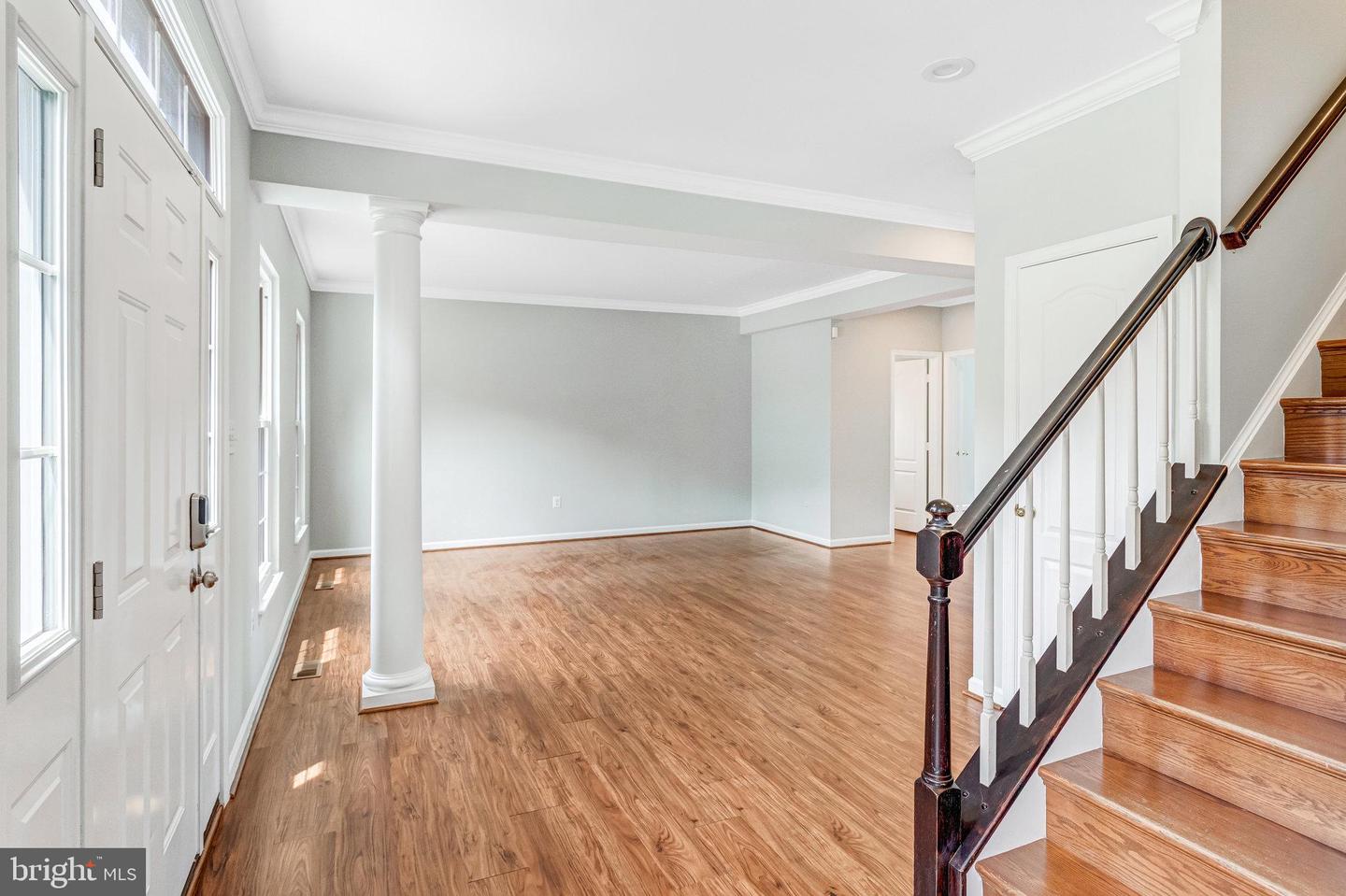 3652 KNOX CT, WOODBRIDGE, Virginia 22193, 4 Bedrooms Bedrooms, ,2 BathroomsBathrooms,Residential,For sale,3652 KNOX CT,VAPW2096766 MLS # VAPW2096766