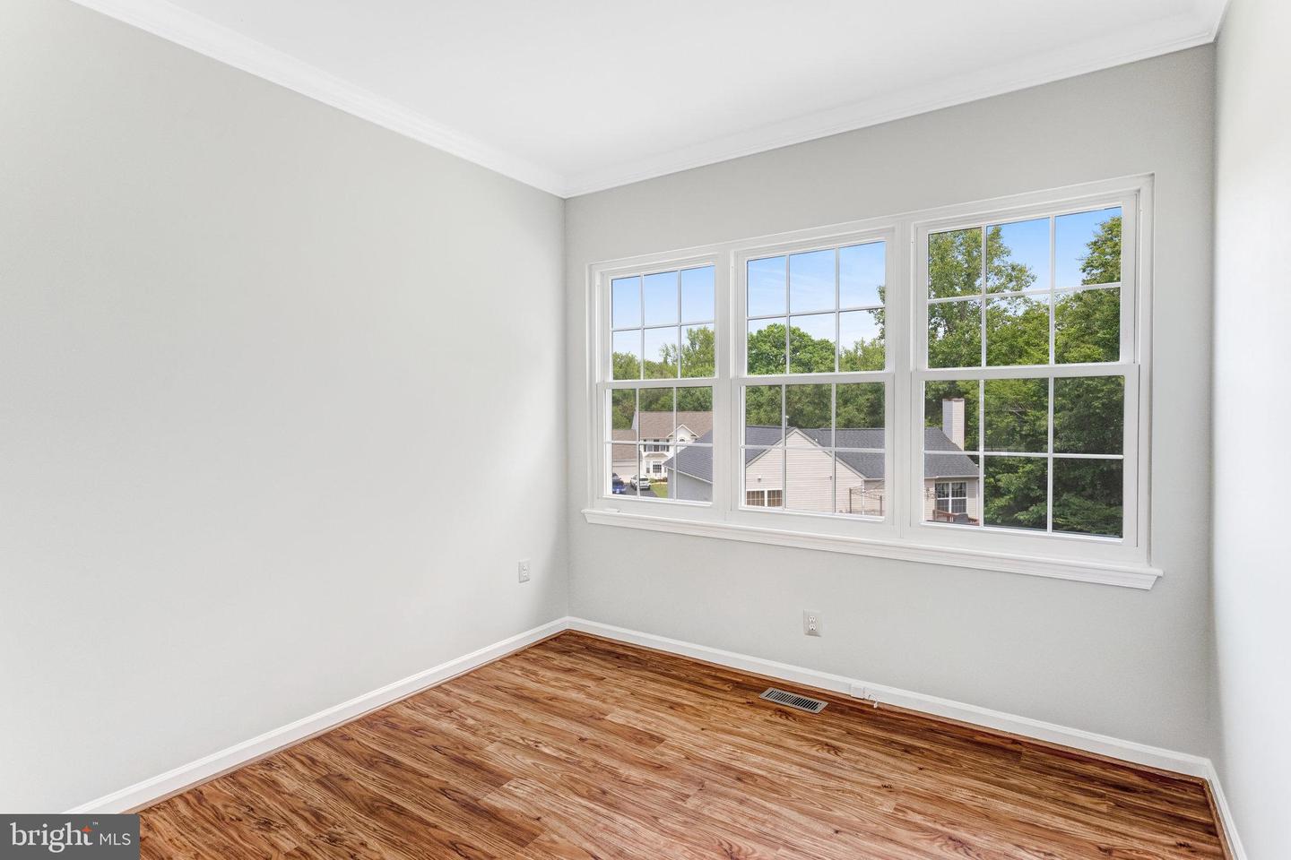 3652 KNOX CT, WOODBRIDGE, Virginia 22193, 4 Bedrooms Bedrooms, ,2 BathroomsBathrooms,Residential,For sale,3652 KNOX CT,VAPW2096766 MLS # VAPW2096766