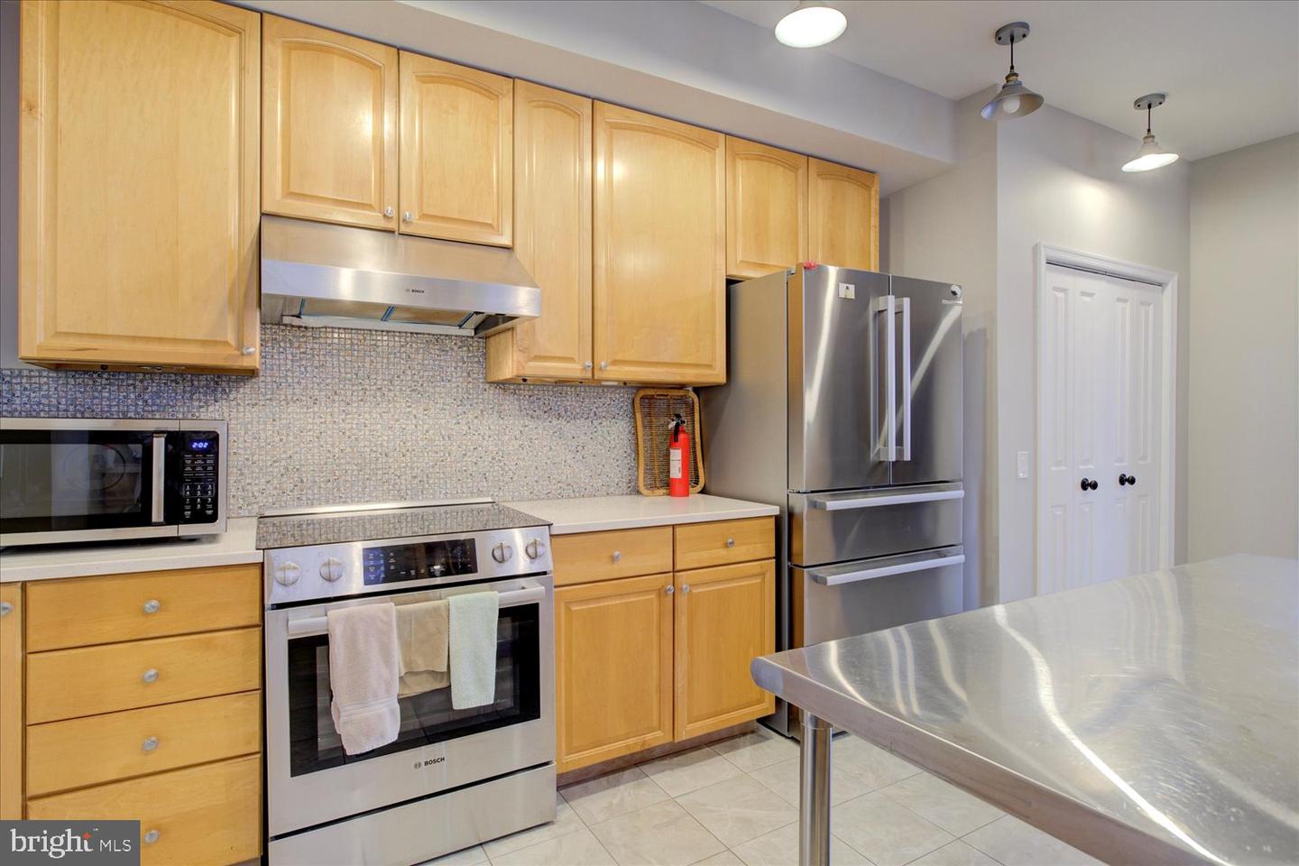 1118 F ST NE, WASHINGTON, District Of Columbia 20002, 8 Bedrooms Bedrooms, 12 Rooms Rooms,7 BathroomsBathrooms,Residential,For sale,1118 F ST NE,DCDC2205338 MLS # DCDC2205338