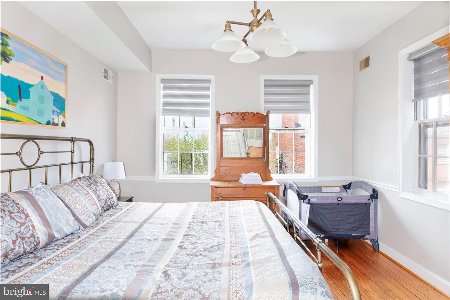 1118 F ST NE, WASHINGTON, District Of Columbia 20002, 8 Bedrooms Bedrooms, 12 Rooms Rooms,7 BathroomsBathrooms,Residential,For sale,1118 F ST NE,DCDC2205338 MLS # DCDC2205338