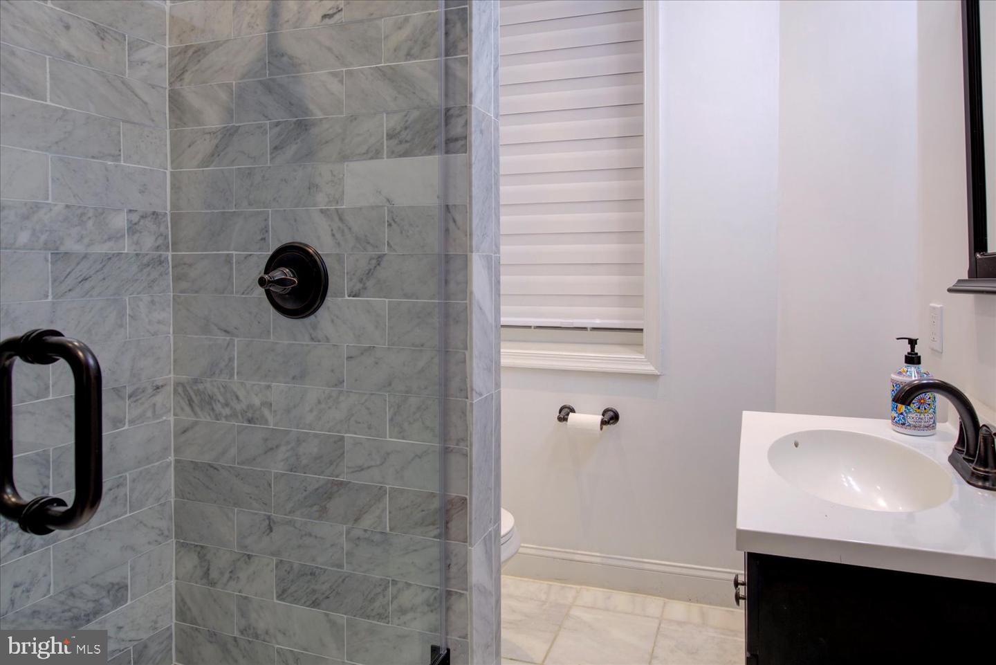 1118 F ST NE, WASHINGTON, District Of Columbia 20002, 8 Bedrooms Bedrooms, 12 Rooms Rooms,7 BathroomsBathrooms,Residential,For sale,1118 F ST NE,DCDC2205338 MLS # DCDC2205338