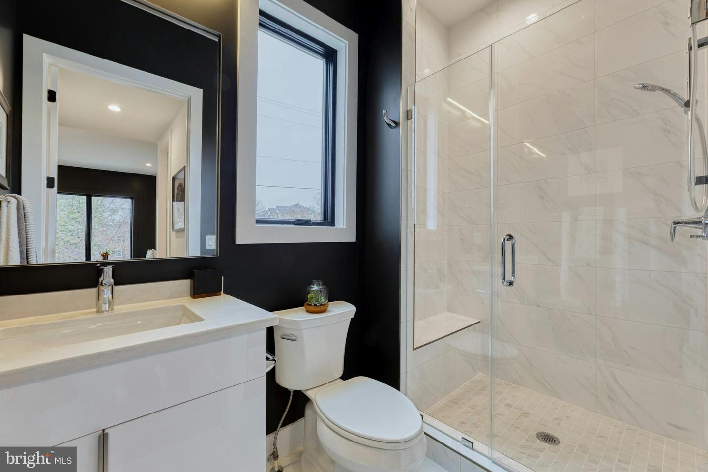 6400 26TH ST N, ARLINGTON, Virginia 22207, 6 Bedrooms Bedrooms, ,6 BathroomsBathrooms,Residential,For sale,6400 26TH ST N,VAAR2059100 MLS # VAAR2059100