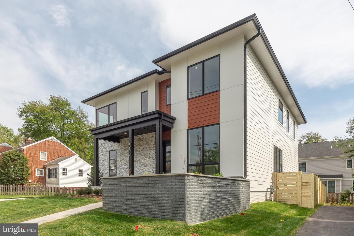 6400 26TH ST N, ARLINGTON, Virginia 22207, 6 Bedrooms Bedrooms, ,6 BathroomsBathrooms,Residential,For sale,6400 26TH ST N,VAAR2059100 MLS # VAAR2059100