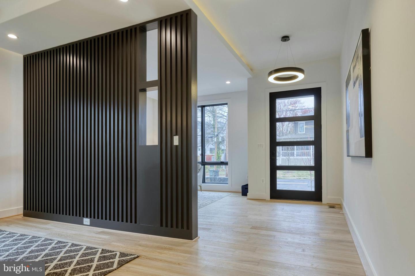 6400 26TH ST N, ARLINGTON, Virginia 22207, 6 Bedrooms Bedrooms, ,6 BathroomsBathrooms,Residential,For sale,6400 26TH ST N,VAAR2059100 MLS # VAAR2059100