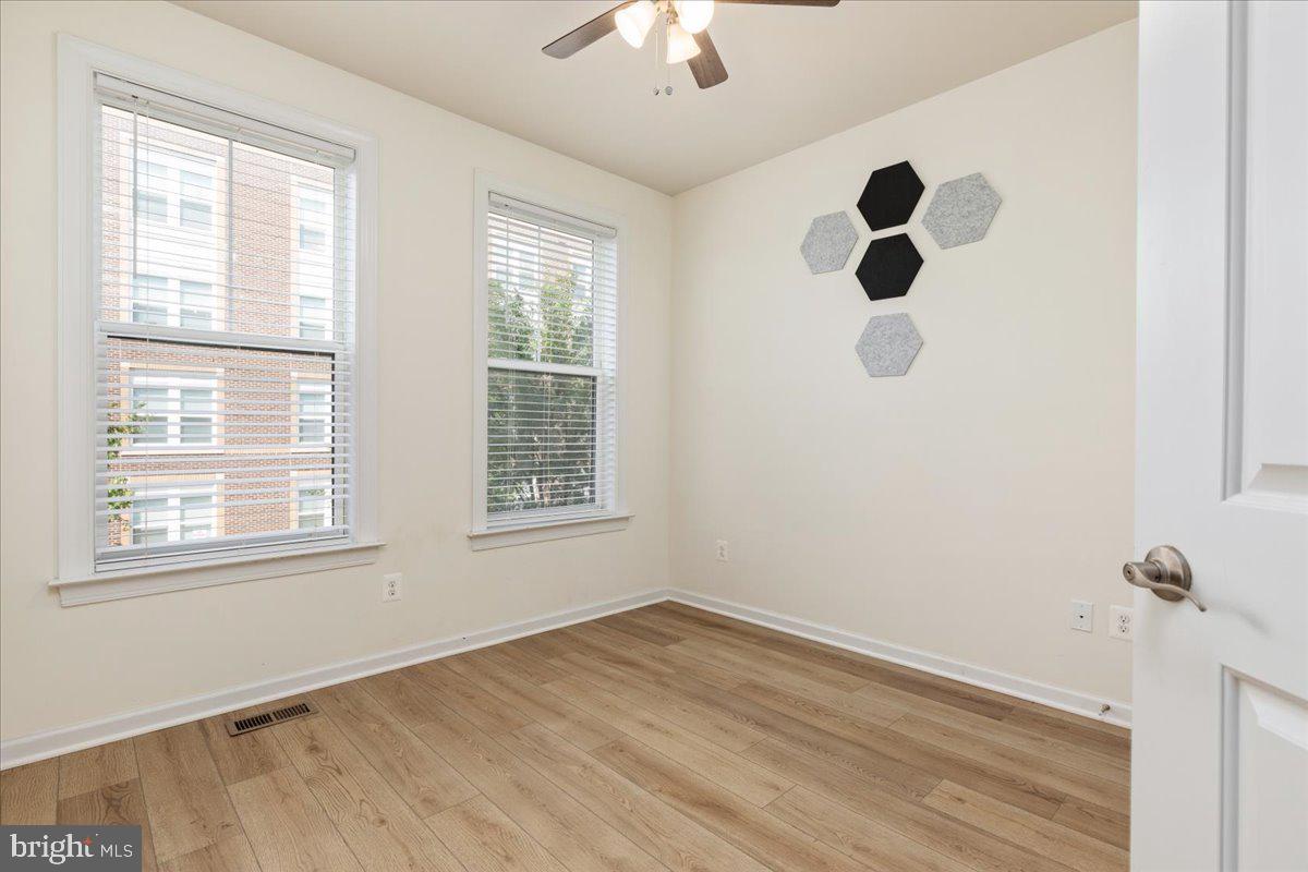 20760 WOOD QUAY DR, STERLING, Virginia 20166, 3 Bedrooms Bedrooms, ,2 BathroomsBathrooms,Residential,For sale,20760 WOOD QUAY DR,VALO2099412 MLS # VALO2099412