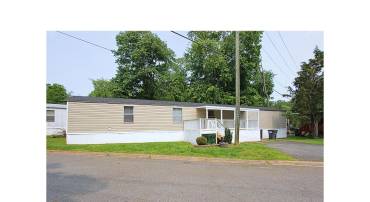 28 LITTLE BRANCH LANE, STAFFORD, Virginia 22554, 3 Bedrooms Bedrooms, ,2 BathroomsBathrooms,Residential,For sale,28 LITTLE BRANCH LANE,VAST2039750 MLS # VAST2039750