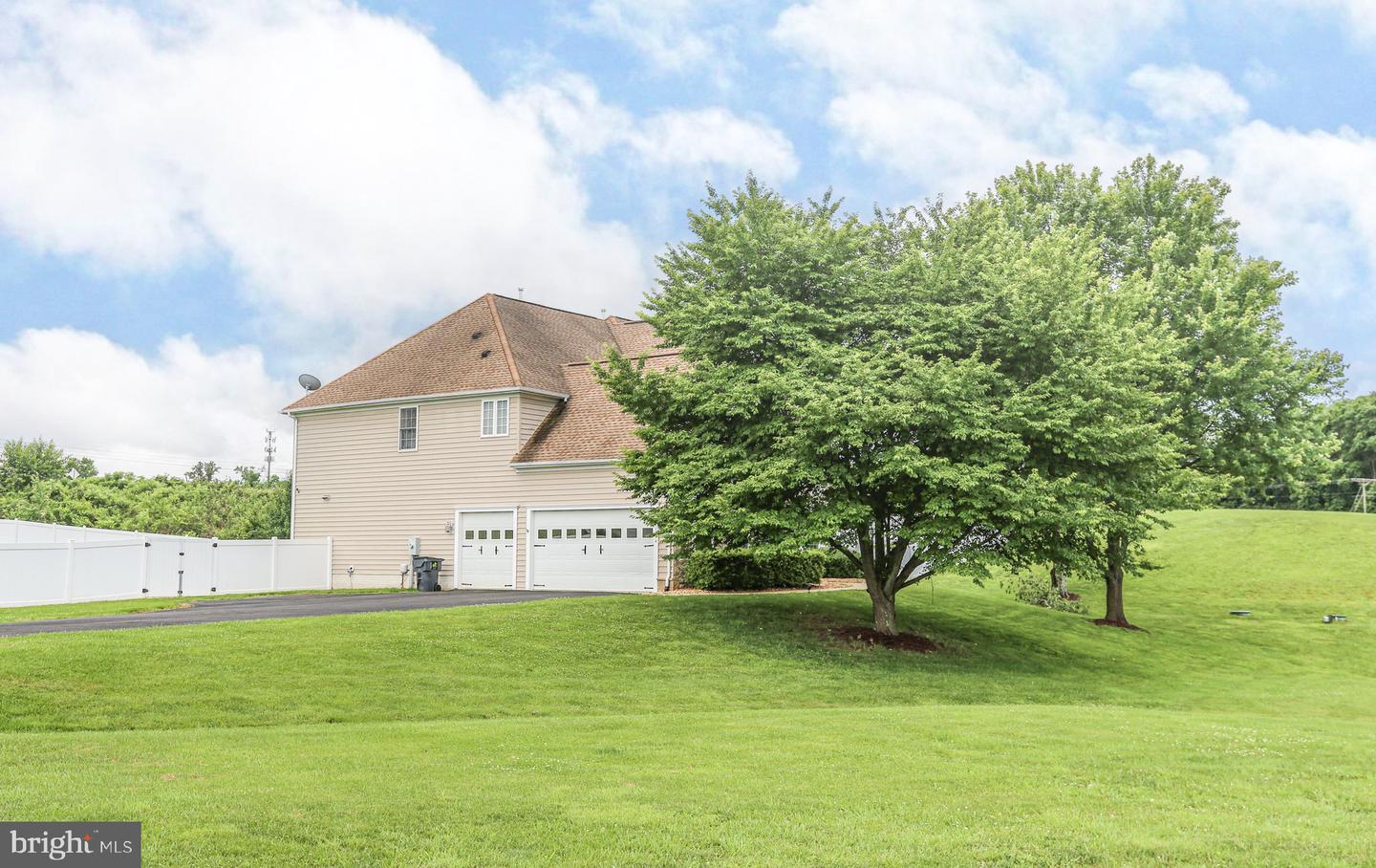 10314 LIMESTONE AVE, CULPEPER, Virginia 22701, 4 Bedrooms Bedrooms, ,5 BathroomsBathrooms,Residential,For sale,10314 LIMESTONE AVE,VACU2010776 MLS # VACU2010776