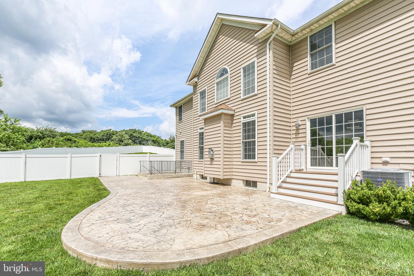 10314 LIMESTONE AVE, CULPEPER, Virginia 22701, 4 Bedrooms Bedrooms, ,5 BathroomsBathrooms,Residential,For sale,10314 LIMESTONE AVE,VACU2010776 MLS # VACU2010776