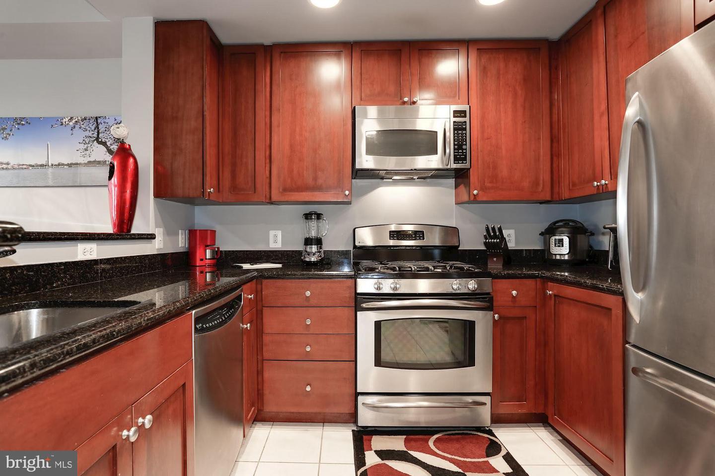3600 S GLEBE RD #215W, ARLINGTON, Virginia 22202, 1 Bedroom Bedrooms, ,1 BathroomBathrooms,Residential,For sale,3600 S GLEBE RD #215W,VAAR2059144 MLS # VAAR2059144