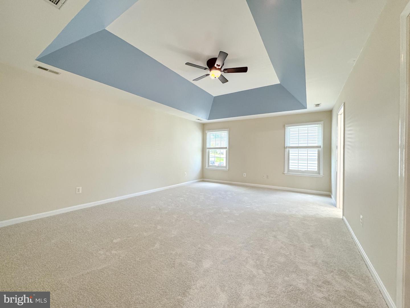 10315 WINTER PARK LN, SPOTSYLVANIA, Virginia 22553, 6 Bedrooms Bedrooms, ,4 BathroomsBathrooms,Residential,For sale,10315 WINTER PARK LN,VASP2033932 MLS # VASP2033932