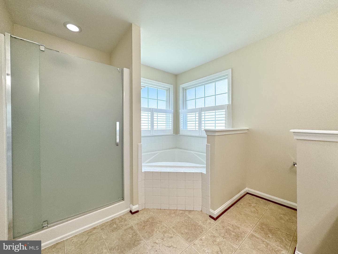 10315 WINTER PARK LN, SPOTSYLVANIA, Virginia 22553, 6 Bedrooms Bedrooms, ,4 BathroomsBathrooms,Residential,For sale,10315 WINTER PARK LN,VASP2033932 MLS # VASP2033932