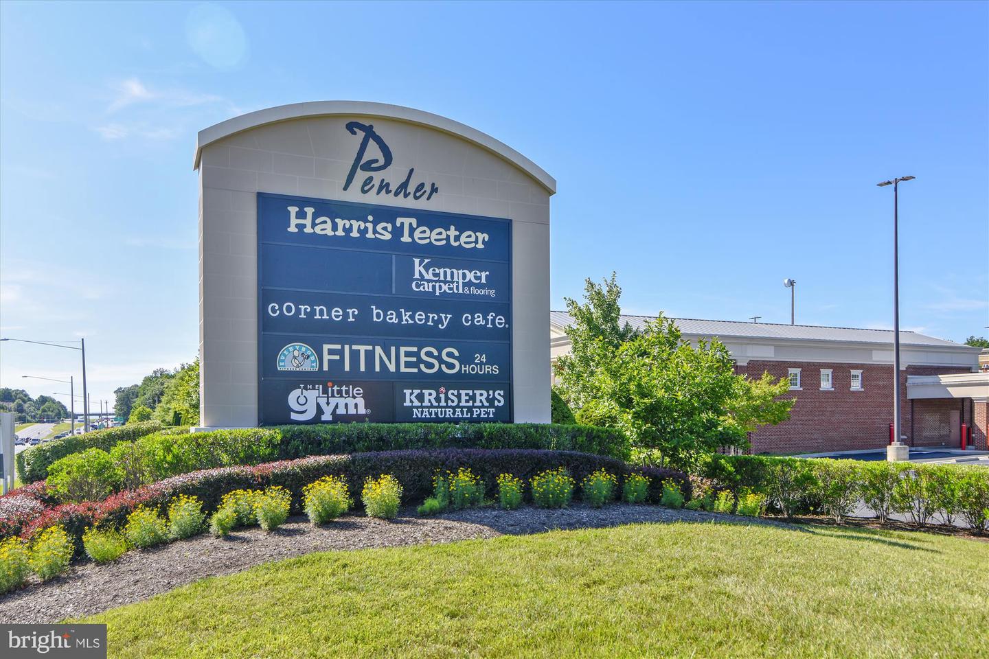 4480 MARKET COMMONS DR #509, FAIRFAX, Virginia 22033, 2 Bedrooms Bedrooms, ,2 BathroomsBathrooms,Residential,For sale,4480 MARKET COMMONS DR #509,VAFX2197724 MLS # VAFX2197724