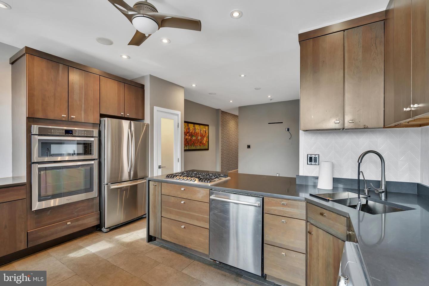 149 R ST NE #6, WASHINGTON, District Of Columbia 20002, 2 Bedrooms Bedrooms, ,1 BathroomBathrooms,Residential,For sale,149 R ST NE #6,DCDC2168350 MLS # DCDC2168350