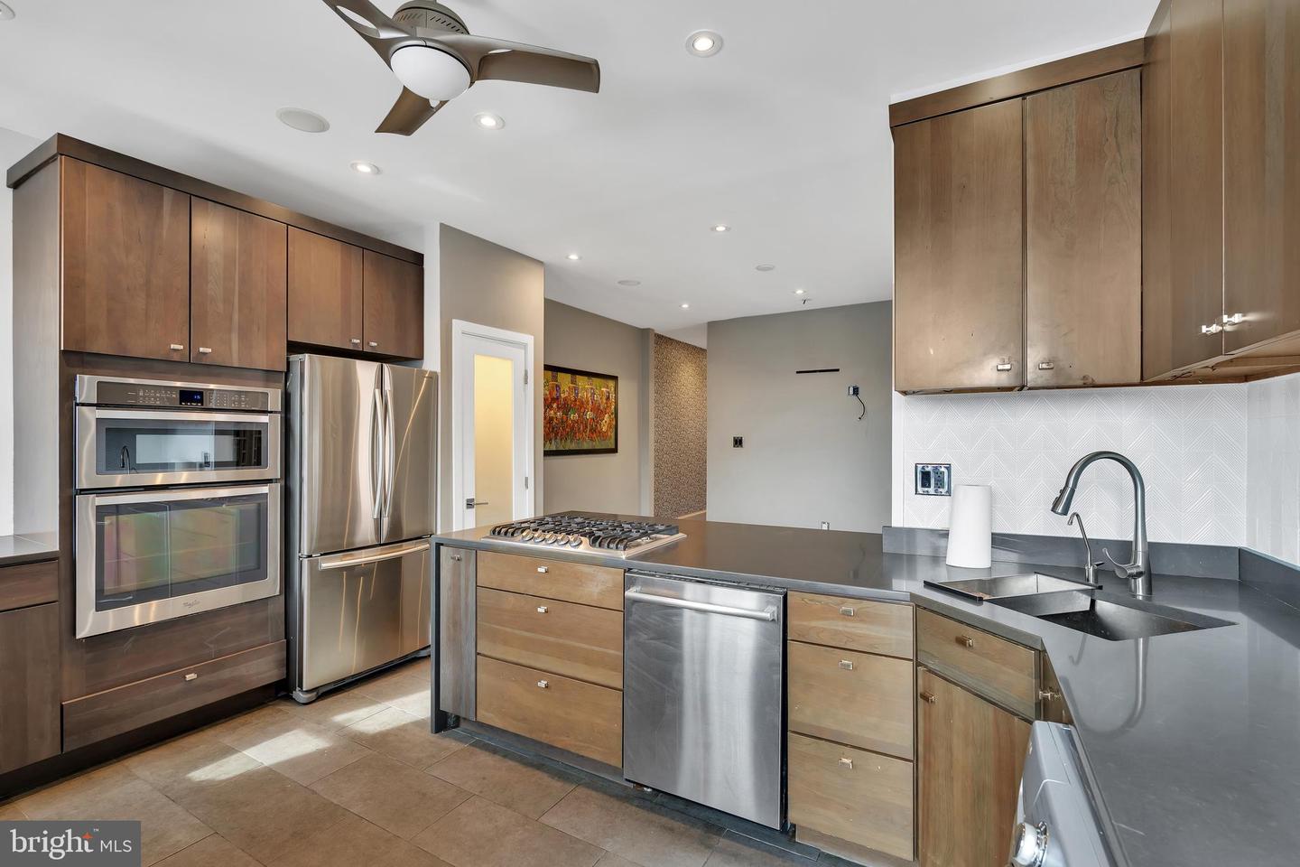 149 R ST NE #6, WASHINGTON, District Of Columbia 20002, 2 Bedrooms Bedrooms, ,1 BathroomBathrooms,Residential,For sale,149 R ST NE #6,DCDC2168350 MLS # DCDC2168350