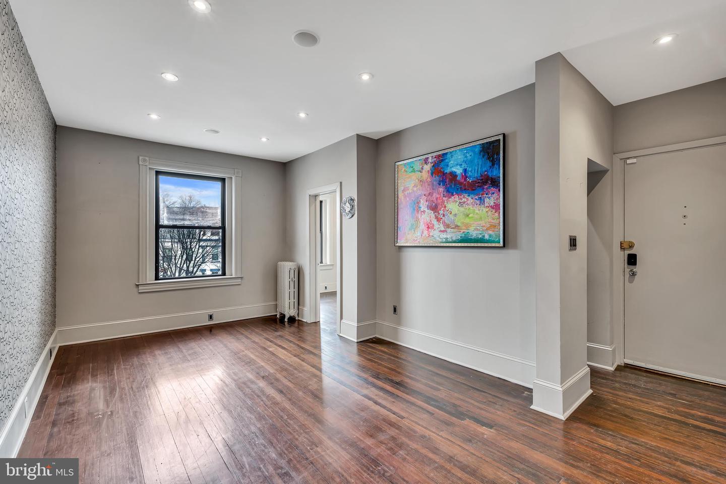 149 R ST NE #6, WASHINGTON, District Of Columbia 20002, 2 Bedrooms Bedrooms, ,1 BathroomBathrooms,Residential,For sale,149 R ST NE #6,DCDC2168350 MLS # DCDC2168350
