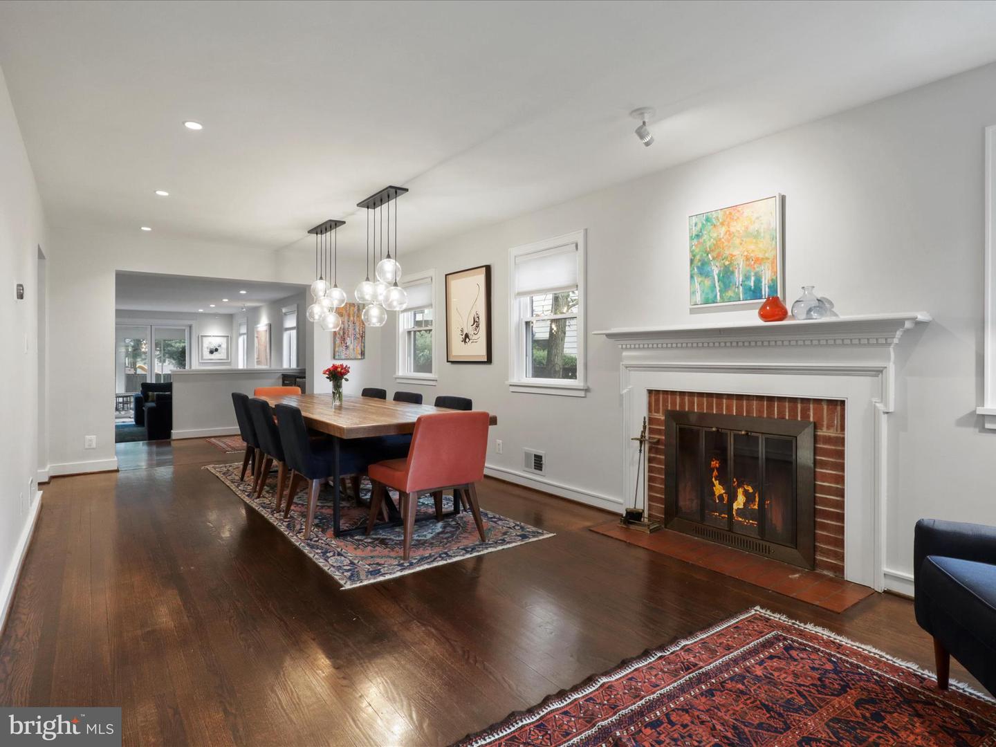 6230 21ST ST N, ARLINGTON, Virginia 22205, 4 Bedrooms Bedrooms, 14 Rooms Rooms,3 BathroomsBathrooms,Residential,For sale,6230 21ST ST N,VAAR2052370 MLS # VAAR2052370