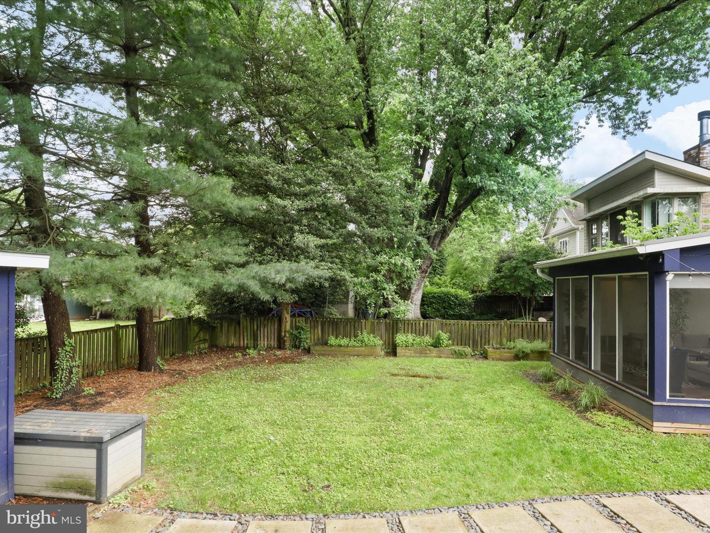 6230 21ST ST N, ARLINGTON, Virginia 22205, 4 Bedrooms Bedrooms, 14 Rooms Rooms,3 BathroomsBathrooms,Residential,For sale,6230 21ST ST N,VAAR2052370 MLS # VAAR2052370