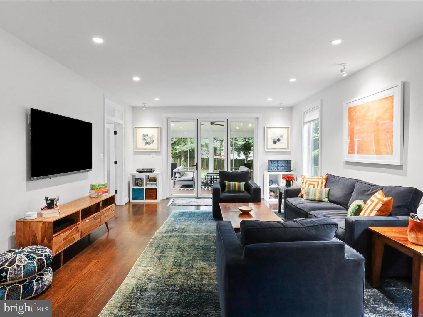 6230 21ST ST N, ARLINGTON, Virginia 22205, 4 Bedrooms Bedrooms, 14 Rooms Rooms,3 BathroomsBathrooms,Residential,For sale,6230 21ST ST N,VAAR2052370 MLS # VAAR2052370