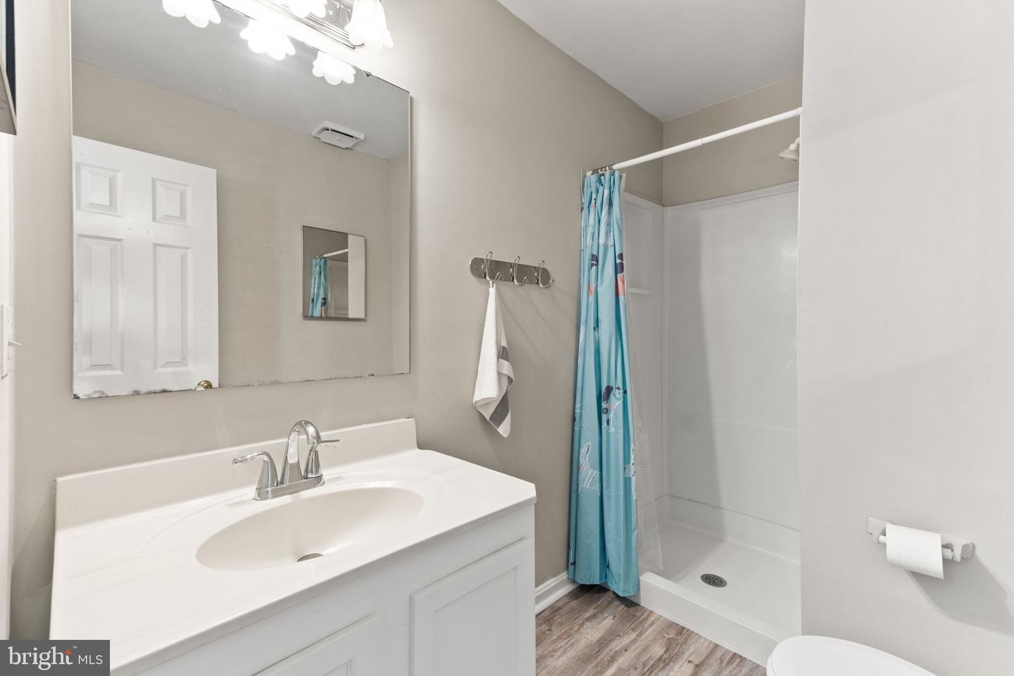 6360 CHIMNEY WOOD CT, ALEXANDRIA, Virginia 22306, 2 Bedrooms Bedrooms, ,3 BathroomsBathrooms,Residential,For sale,6360 CHIMNEY WOOD CT,VAFX2222070 MLS # VAFX2222070