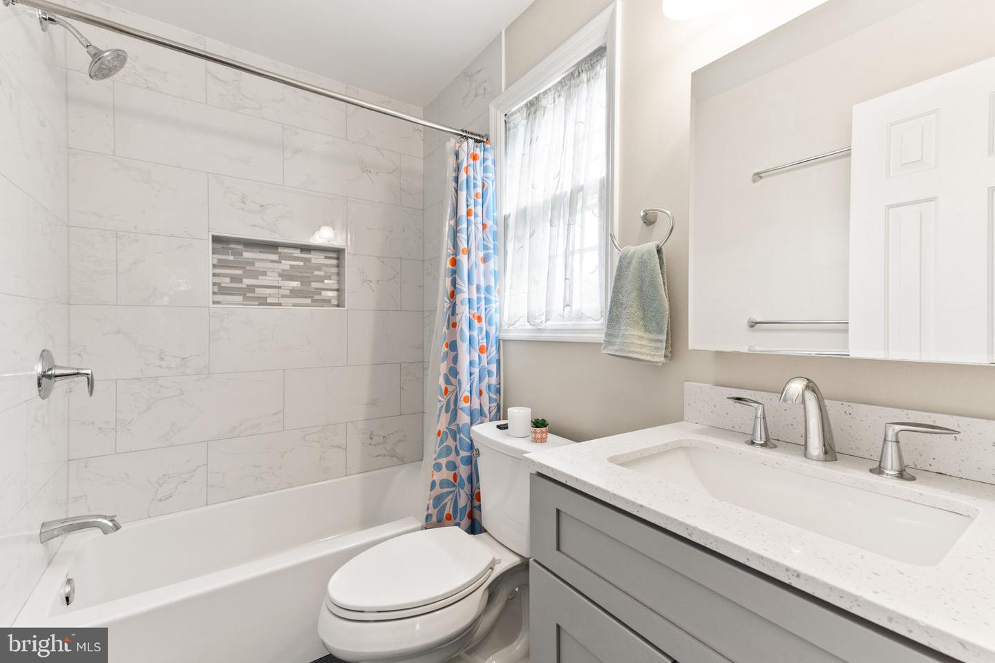 6360 CHIMNEY WOOD CT, ALEXANDRIA, Virginia 22306, 2 Bedrooms Bedrooms, ,3 BathroomsBathrooms,Residential,For sale,6360 CHIMNEY WOOD CT,VAFX2222070 MLS # VAFX2222070