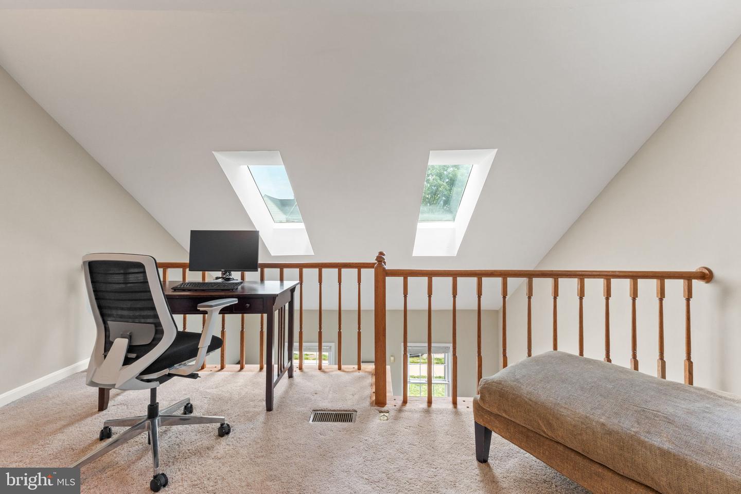 6360 CHIMNEY WOOD CT, ALEXANDRIA, Virginia 22306, 2 Bedrooms Bedrooms, ,3 BathroomsBathrooms,Residential,For sale,6360 CHIMNEY WOOD CT,VAFX2222070 MLS # VAFX2222070