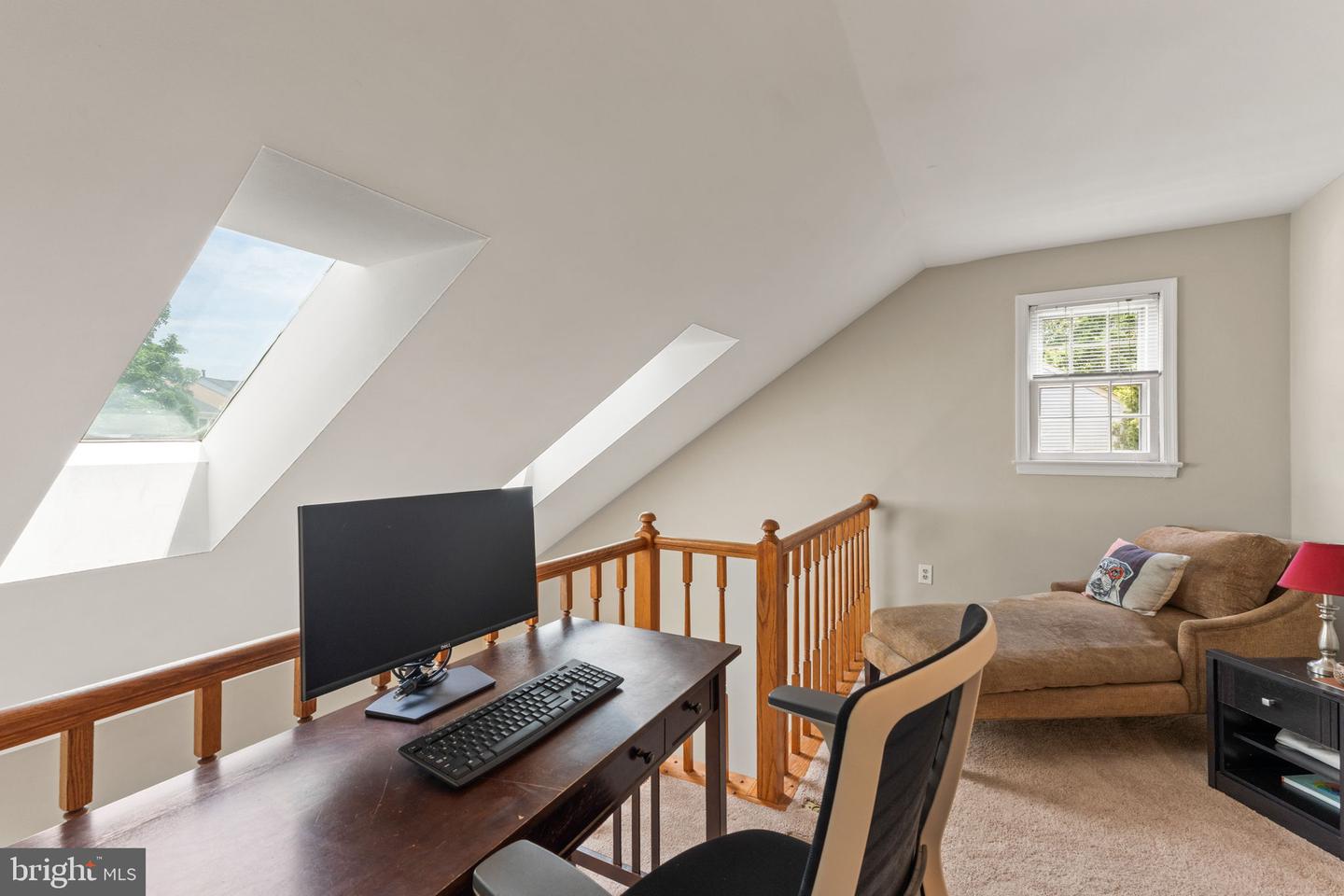 6360 CHIMNEY WOOD CT, ALEXANDRIA, Virginia 22306, 2 Bedrooms Bedrooms, ,3 BathroomsBathrooms,Residential,For sale,6360 CHIMNEY WOOD CT,VAFX2222070 MLS # VAFX2222070