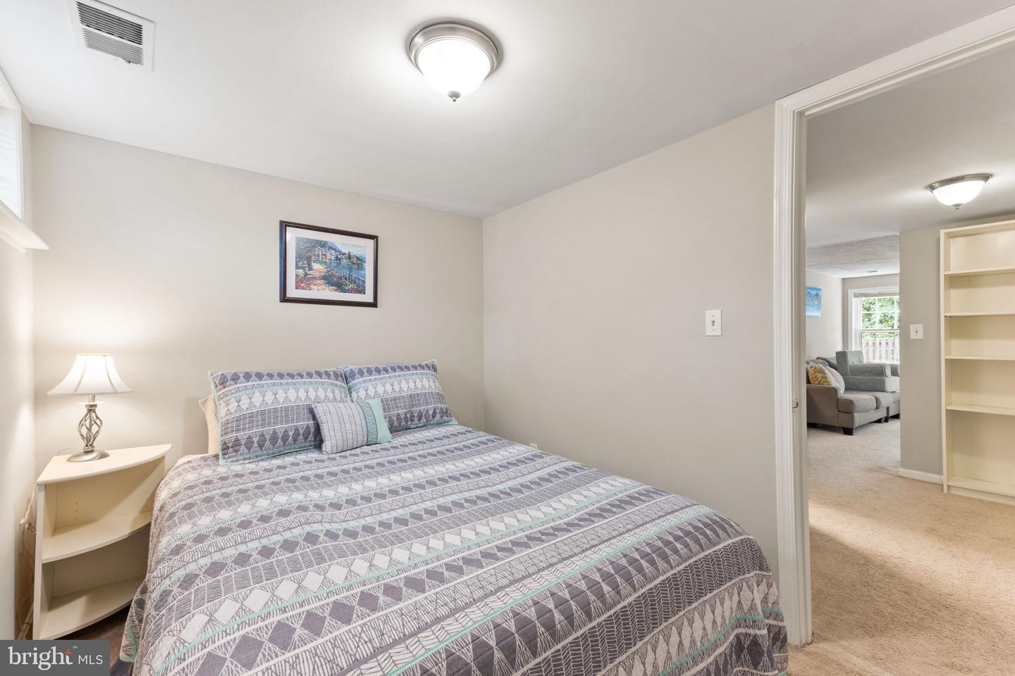6360 CHIMNEY WOOD CT, ALEXANDRIA, Virginia 22306, 2 Bedrooms Bedrooms, ,3 BathroomsBathrooms,Residential,For sale,6360 CHIMNEY WOOD CT,VAFX2222070 MLS # VAFX2222070