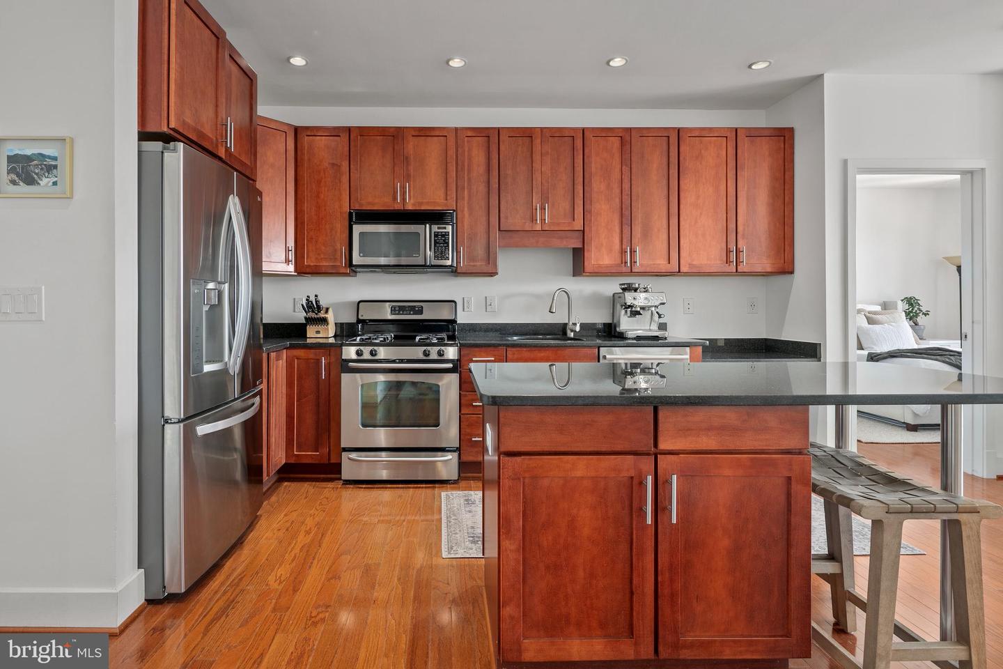 1800 WILSON BLVD #318, ARLINGTON, Virginia 22201, 2 Bedrooms Bedrooms, ,2 BathroomsBathrooms,Residential,For sale,1800 WILSON BLVD #318,VAAR2054630 MLS # VAAR2054630