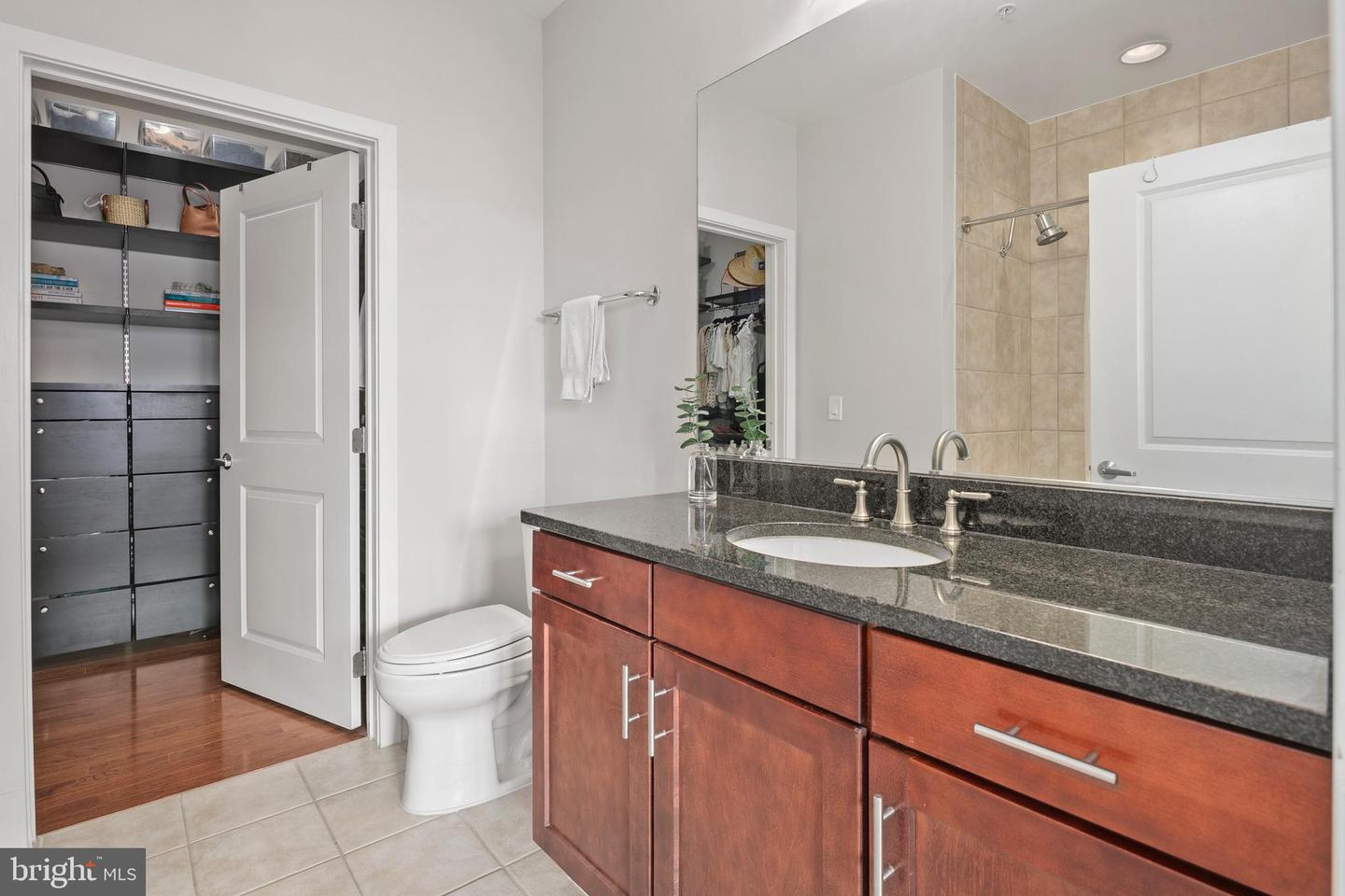1800 WILSON BLVD #318, ARLINGTON, Virginia 22201, 2 Bedrooms Bedrooms, ,2 BathroomsBathrooms,Residential,For sale,1800 WILSON BLVD #318,VAAR2054630 MLS # VAAR2054630