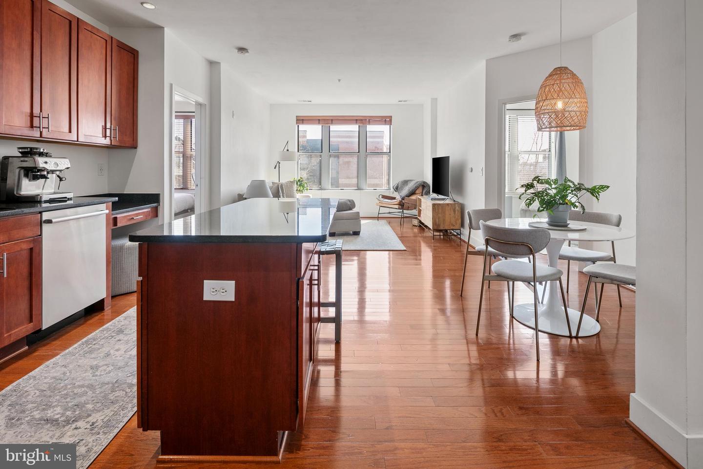 1800 WILSON BLVD #318, ARLINGTON, Virginia 22201, 2 Bedrooms Bedrooms, ,2 BathroomsBathrooms,Residential,For sale,1800 WILSON BLVD #318,VAAR2054630 MLS # VAAR2054630