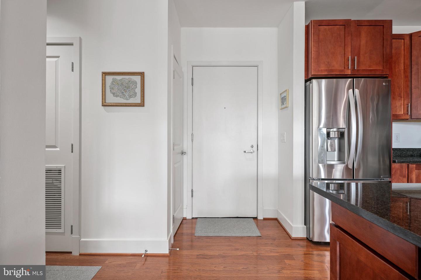 1800 WILSON BLVD #318, ARLINGTON, Virginia 22201, 2 Bedrooms Bedrooms, ,2 BathroomsBathrooms,Residential,For sale,1800 WILSON BLVD #318,VAAR2054630 MLS # VAAR2054630