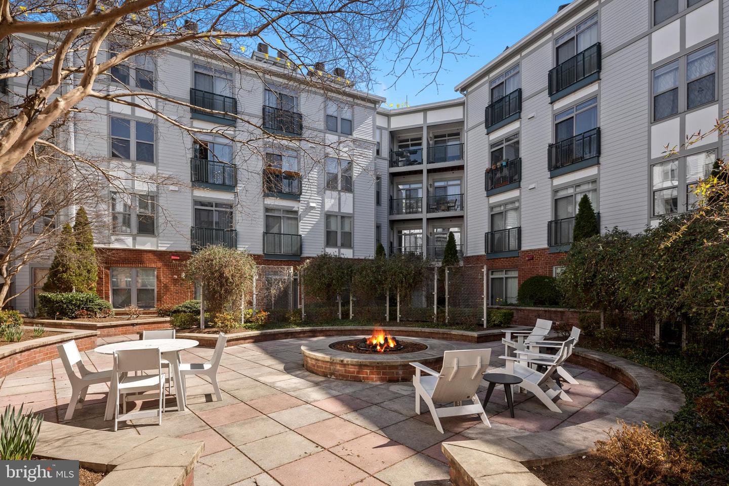 1800 WILSON BLVD #318, ARLINGTON, Virginia 22201, 2 Bedrooms Bedrooms, ,2 BathroomsBathrooms,Residential,For sale,1800 WILSON BLVD #318,VAAR2054630 MLS # VAAR2054630