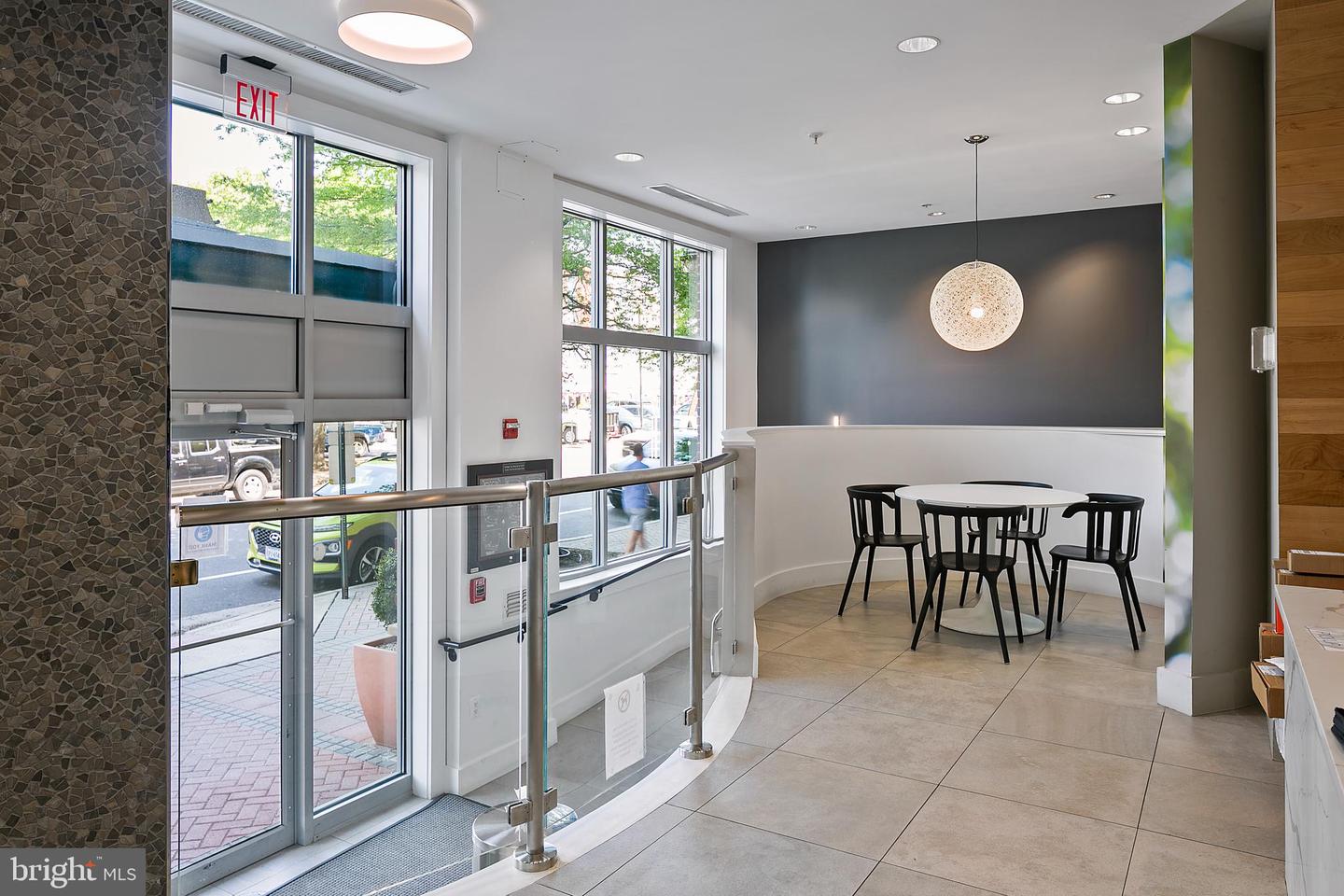 1800 WILSON BLVD #318, ARLINGTON, Virginia 22201, 2 Bedrooms Bedrooms, ,2 BathroomsBathrooms,Residential,For sale,1800 WILSON BLVD #318,VAAR2054630 MLS # VAAR2054630