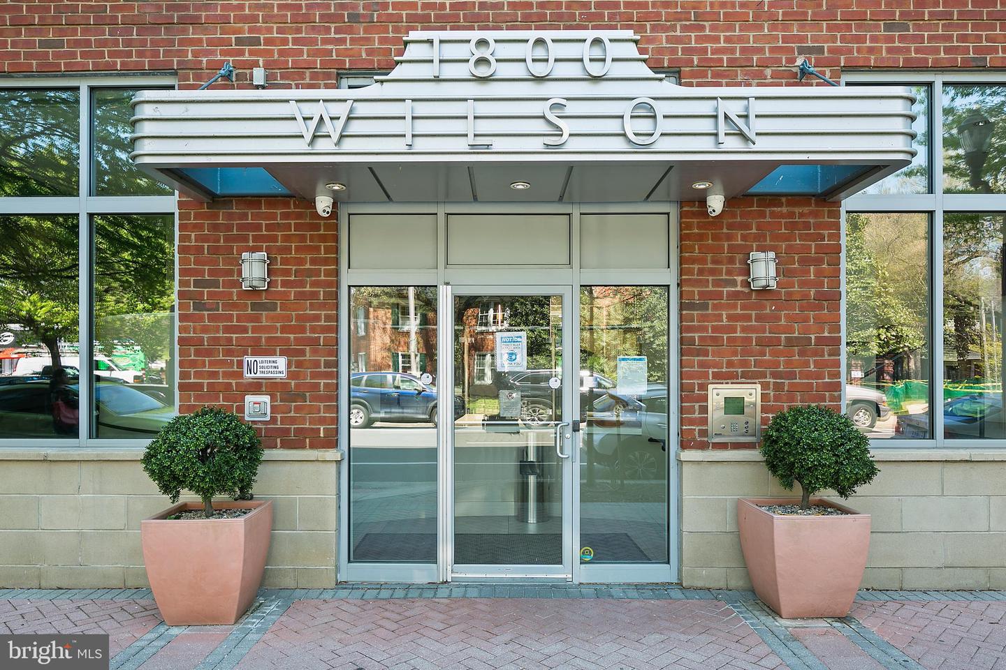 1800 WILSON BLVD #318, ARLINGTON, Virginia 22201, 2 Bedrooms Bedrooms, ,2 BathroomsBathrooms,Residential,For sale,1800 WILSON BLVD #318,VAAR2054630 MLS # VAAR2054630
