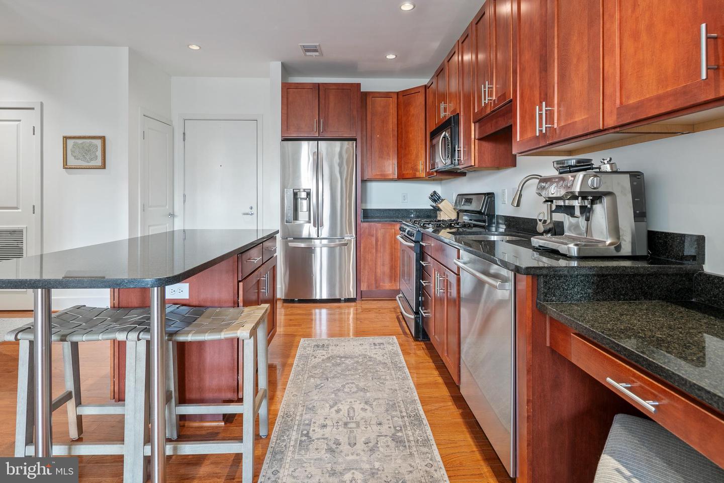 1800 WILSON BLVD #318, ARLINGTON, Virginia 22201, 2 Bedrooms Bedrooms, ,2 BathroomsBathrooms,Residential,For sale,1800 WILSON BLVD #318,VAAR2054630 MLS # VAAR2054630