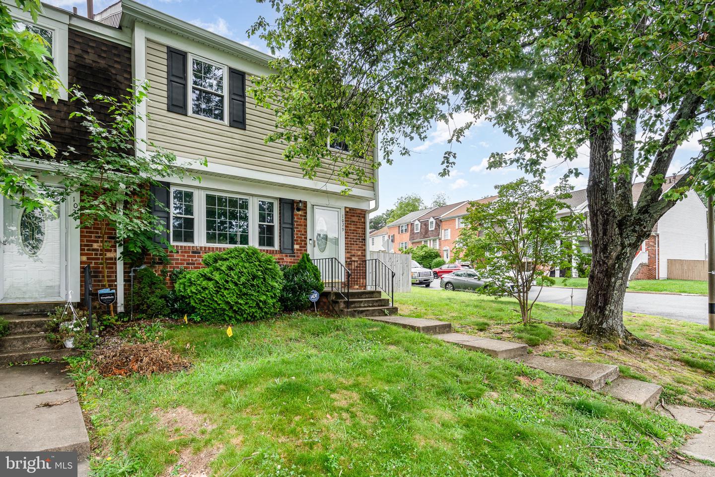1029 THOMAS JEFFERSON PL, FREDERICKSBURG, Virginia 22405, 3 Bedrooms Bedrooms, ,2 BathroomsBathrooms,Residential,For sale,1029 THOMAS JEFFERSON PL,VAST2036934 MLS # VAST2036934