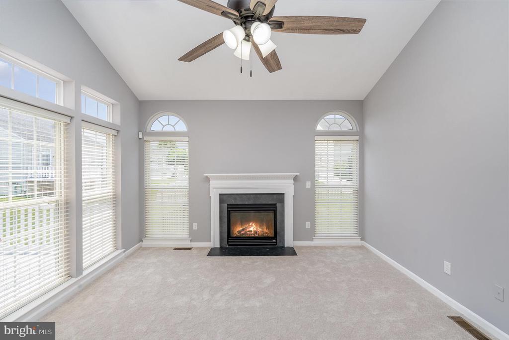 6304 W DRANESVILLE DR, FREDERICKSBURG, Virginia 22407, 3 Bedrooms Bedrooms, ,3 BathroomsBathrooms,Residential,6304 W DRANESVILLE DR,VASP2033730 MLS # VASP2033730