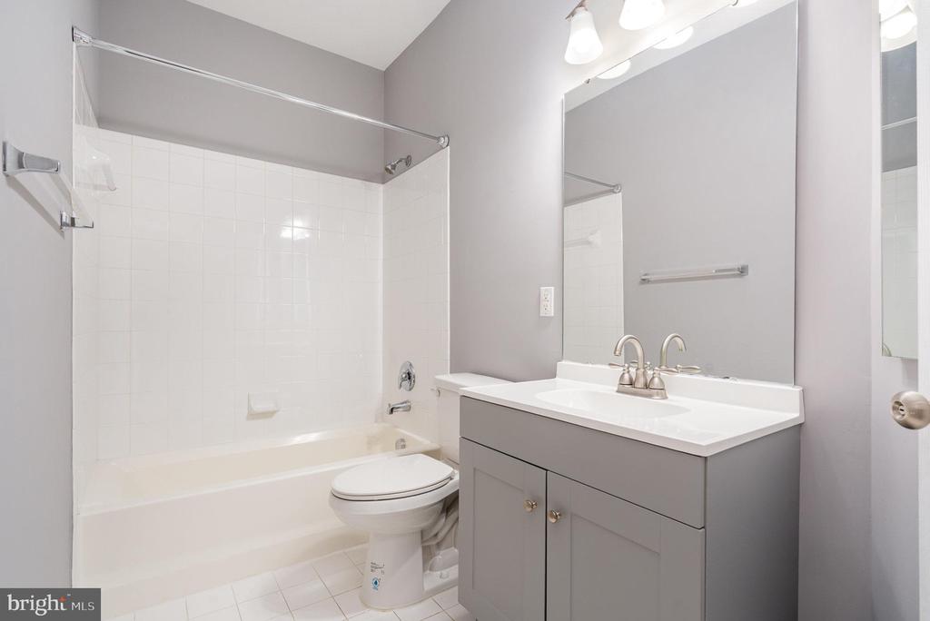 6304 W DRANESVILLE DR, FREDERICKSBURG, Virginia 22407, 3 Bedrooms Bedrooms, ,3 BathroomsBathrooms,Residential,6304 W DRANESVILLE DR,VASP2033730 MLS # VASP2033730