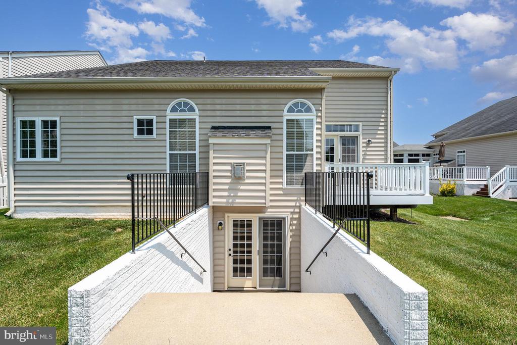 6304 W DRANESVILLE DR, FREDERICKSBURG, Virginia 22407, 3 Bedrooms Bedrooms, ,3 BathroomsBathrooms,Residential,6304 W DRANESVILLE DR,VASP2033730 MLS # VASP2033730