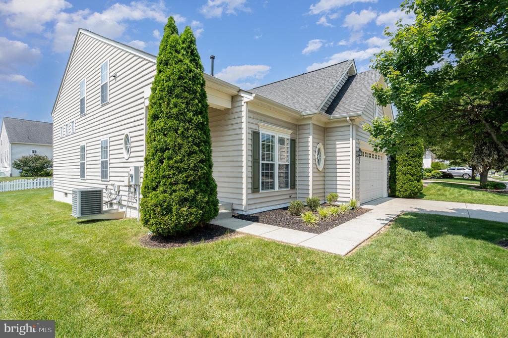 6304 W DRANESVILLE DR, FREDERICKSBURG, Virginia 22407, 3 Bedrooms Bedrooms, ,3 BathroomsBathrooms,Residential,6304 W DRANESVILLE DR,VASP2033730 MLS # VASP2033730