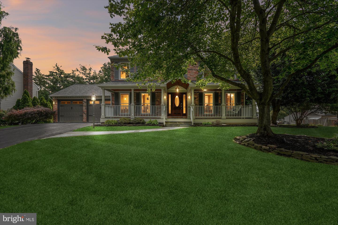 4407 MARSALA GLEN WAY, FAIRFAX, Virginia 22033, 4 Bedrooms Bedrooms, ,3 BathroomsBathrooms,Residential,For sale,4407 MARSALA GLEN WAY,VAFX2231746 MLS # VAFX2231746