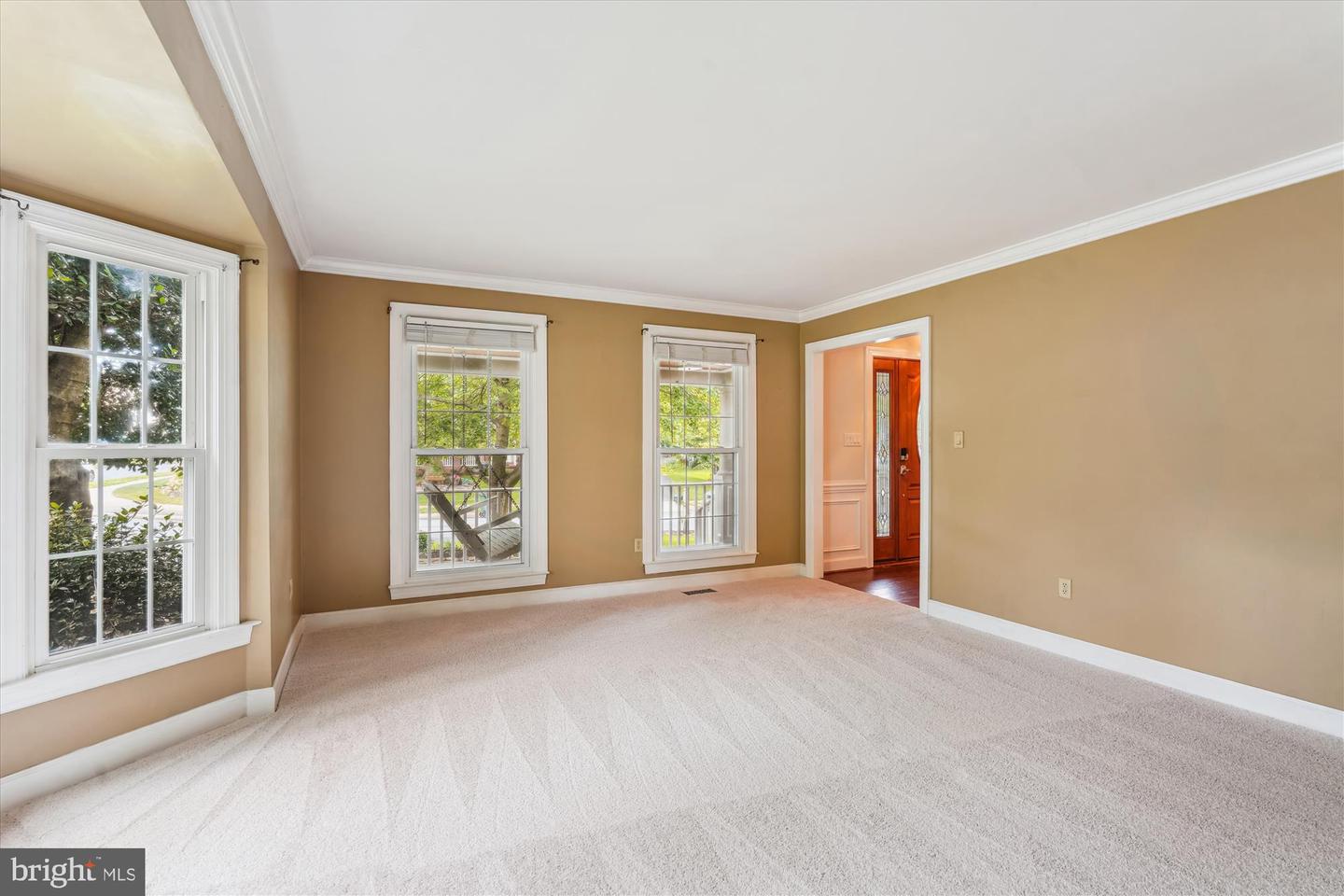 4407 MARSALA GLEN WAY, FAIRFAX, Virginia 22033, 4 Bedrooms Bedrooms, ,3 BathroomsBathrooms,Residential,For sale,4407 MARSALA GLEN WAY,VAFX2231746 MLS # VAFX2231746