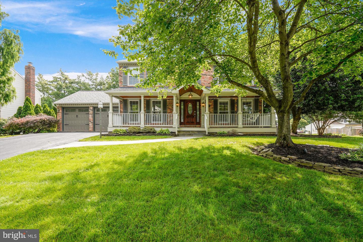 4407 MARSALA GLEN WAY, FAIRFAX, Virginia 22033, 4 Bedrooms Bedrooms, ,3 BathroomsBathrooms,Residential,For sale,4407 MARSALA GLEN WAY,VAFX2231746 MLS # VAFX2231746