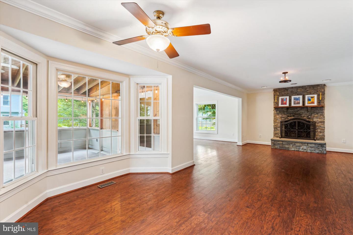 4407 MARSALA GLEN WAY, FAIRFAX, Virginia 22033, 4 Bedrooms Bedrooms, ,3 BathroomsBathrooms,Residential,For sale,4407 MARSALA GLEN WAY,VAFX2231746 MLS # VAFX2231746