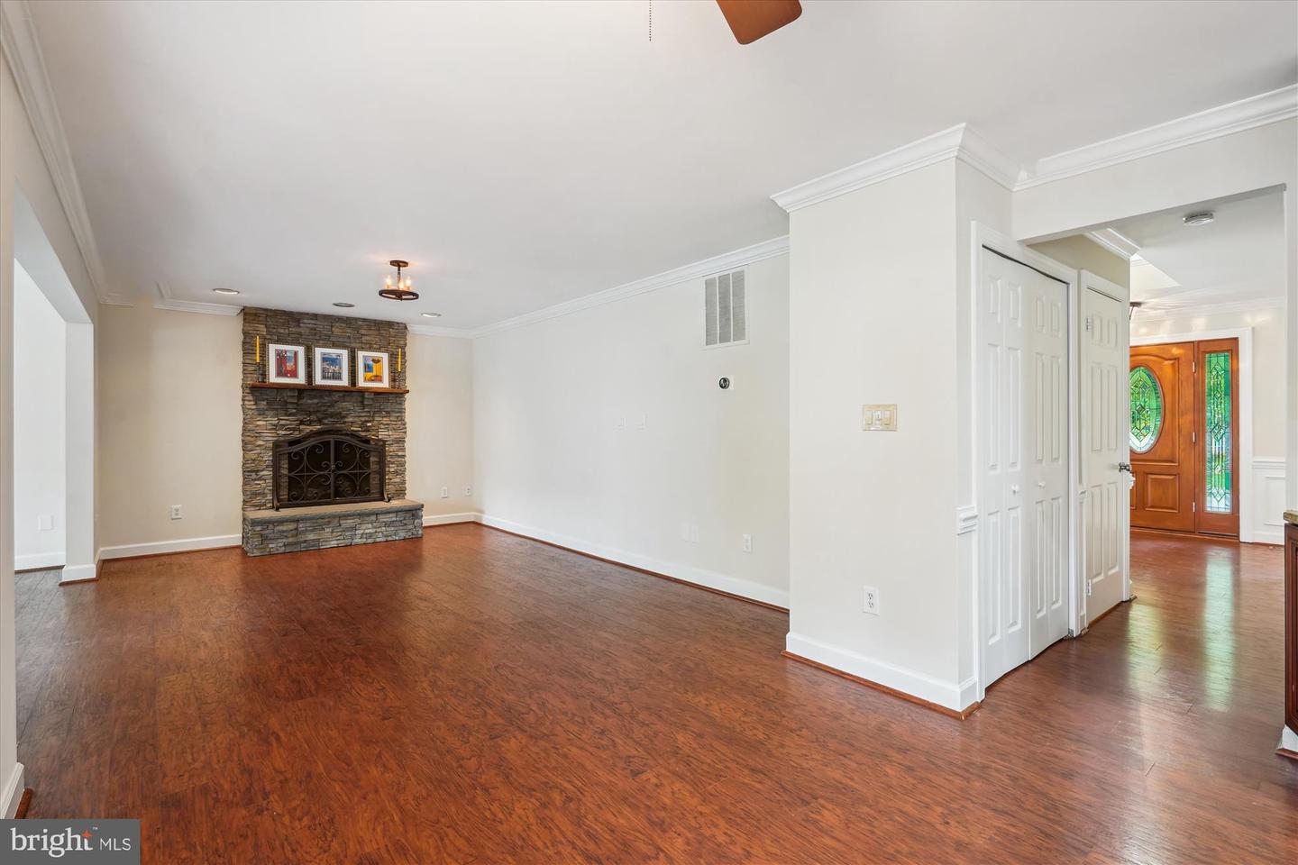 4407 MARSALA GLEN WAY, FAIRFAX, Virginia 22033, 4 Bedrooms Bedrooms, ,3 BathroomsBathrooms,Residential,For sale,4407 MARSALA GLEN WAY,VAFX2231746 MLS # VAFX2231746