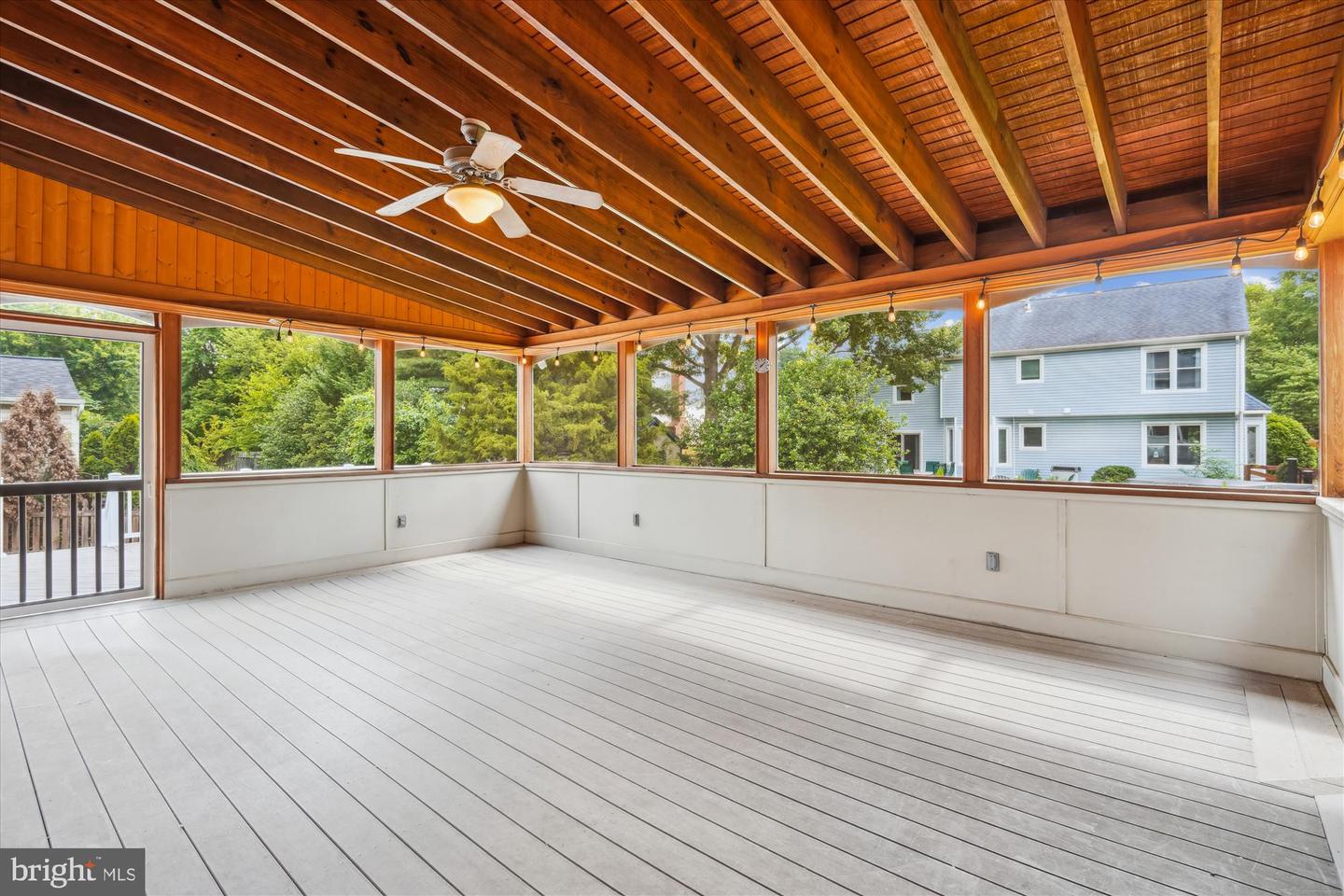 4407 MARSALA GLEN WAY, FAIRFAX, Virginia 22033, 4 Bedrooms Bedrooms, ,3 BathroomsBathrooms,Residential,For sale,4407 MARSALA GLEN WAY,VAFX2231746 MLS # VAFX2231746