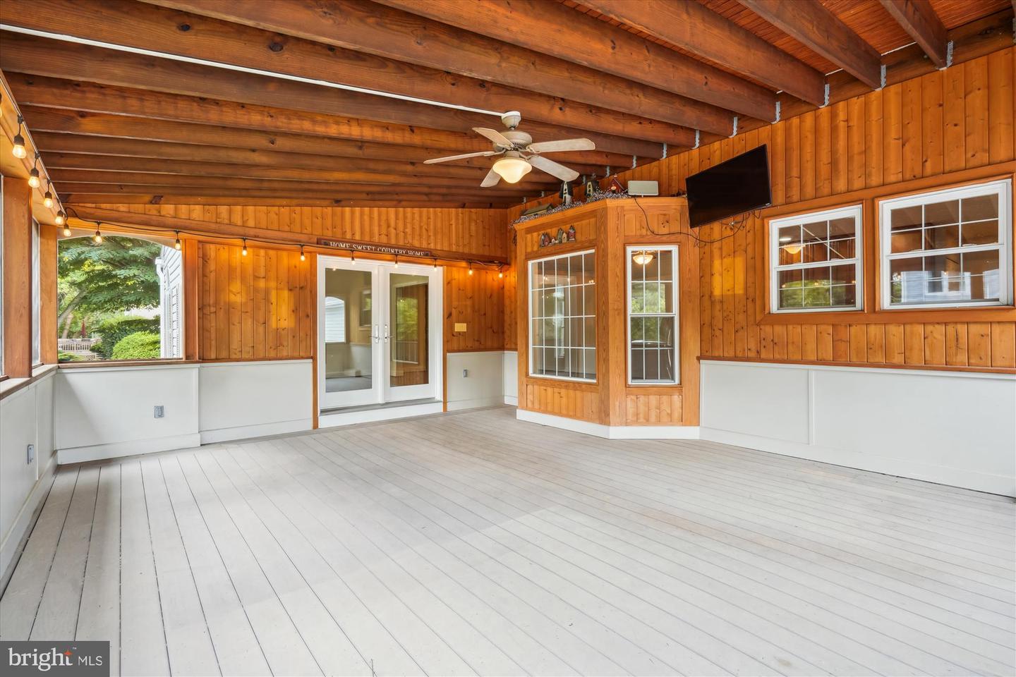 4407 MARSALA GLEN WAY, FAIRFAX, Virginia 22033, 4 Bedrooms Bedrooms, ,3 BathroomsBathrooms,Residential,For sale,4407 MARSALA GLEN WAY,VAFX2231746 MLS # VAFX2231746